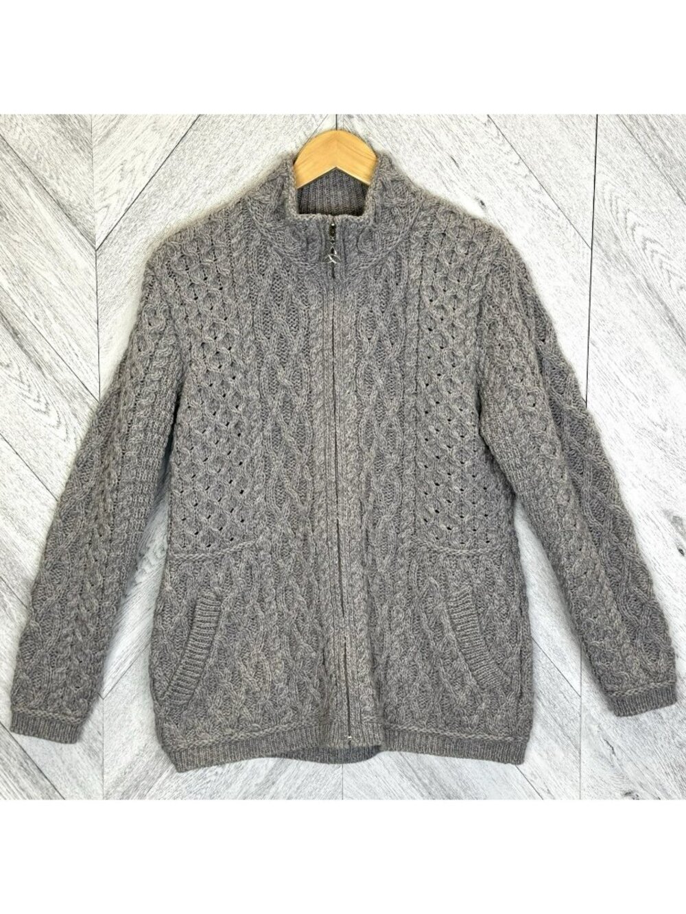 Aran Mor Ireland 100% Merino Wool Cardigan Sweater Women Large Hooded Fisherman